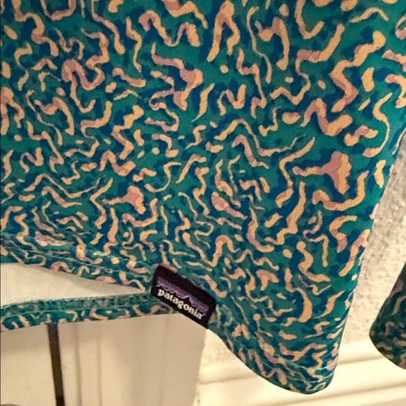 Colorful Patterned Long Sleeve Top - Picture 2 of 4